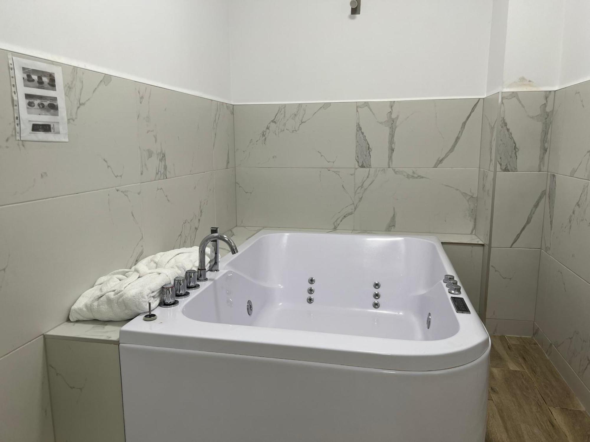 Casa Brava Hotell Alicante Eksteriør bilde